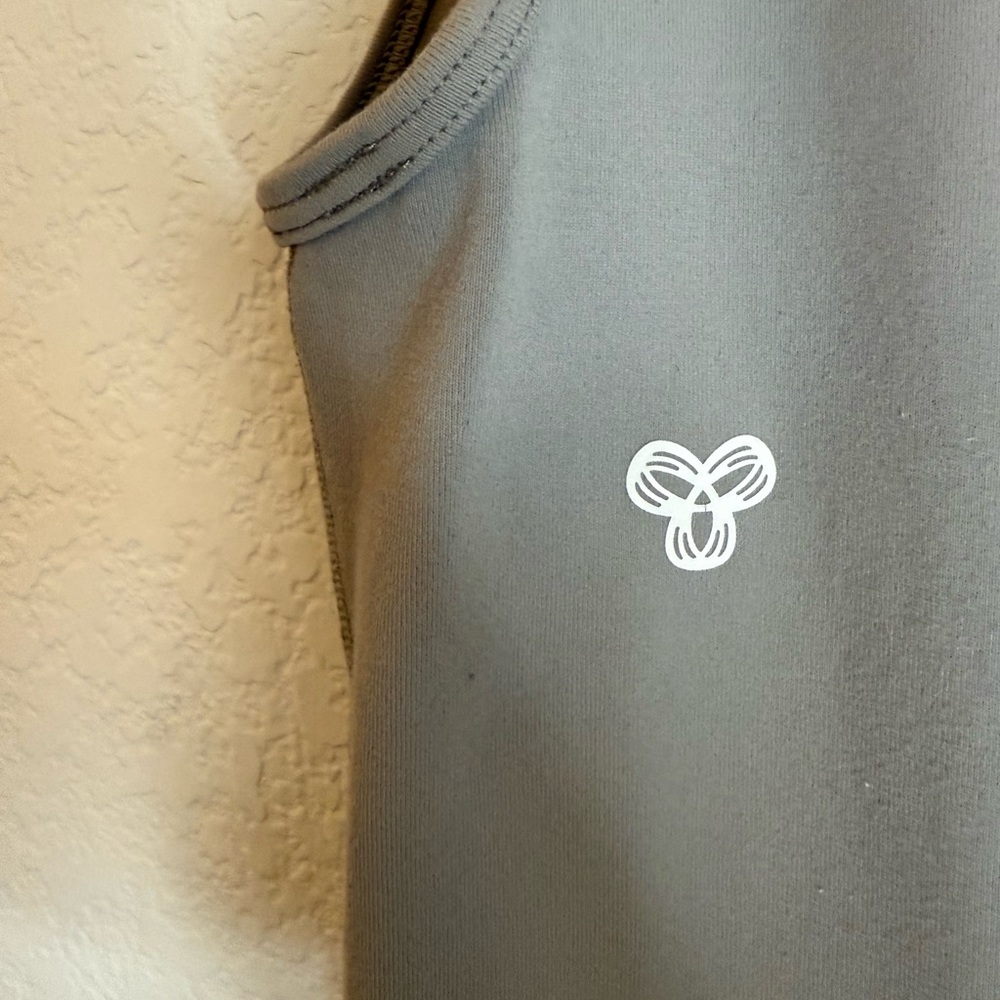 Aritzia TnAction Onsie - Picture 4 of 4